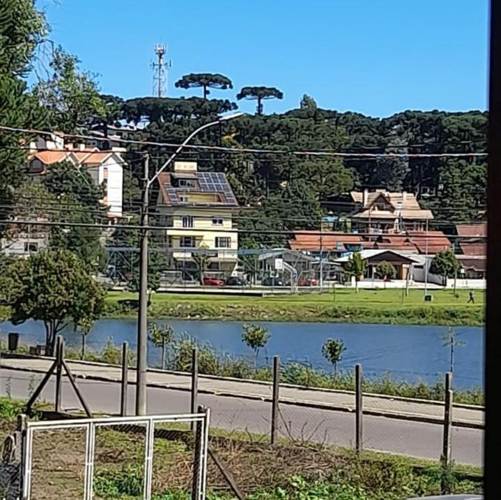 Casa Ampla Com Lareira E Churrasqueira 카넬라 외부 사진